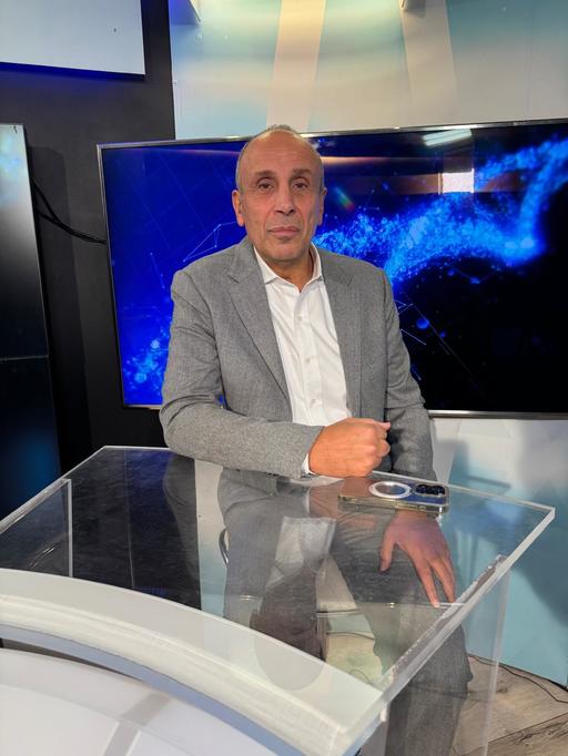 Medicul Wargha Enayati: Nu e o lipsă de personal în spitale, e numai o distribuţie greşită / Medicii câştigă cel puţin la nivelul Germaniei acum