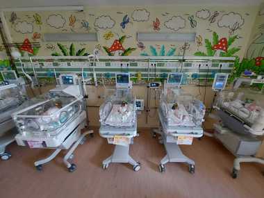 La Spitalul Universitar Bucureşti s-au născut peste 1.300 de copii, până la 1 noiembrie, dintre care 218 au fost prematuri / Unitatea primeşte toate cazurile grave / Cel mai mic copil, născut înainte de 6 luni, cu o greutate sub 500 de grame