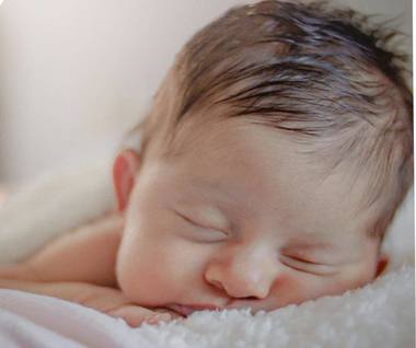 19 copii, născuţi în prima zi a anului în cele patru maternităţi aflate în administrarea Primăriei Capitalei