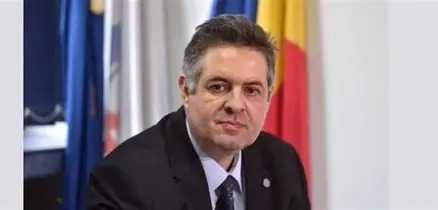 Medicul Gindrovel Dumitra: Recomandăm ca orice persoană care prezintă simptomatologie respiratorie, indiferent că e vorba de gripă sau altceva, în momentul în care merge în colectivitate să-şi pună mască