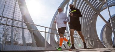 Exerciţiul fizic poate fi la fel de eficient ca terapia în reducerea simptomelor depresiei, arată un studiu