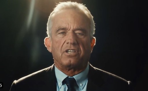 Robert Kennedy Jr.: "Susţin Ordinul Executiv al preşedintelui Trump de a readuce producţia de substanţe chimice agricole în Statele Unite şi de a pune capăt dependenţei noastre aproape totale de naţiuni adverse"