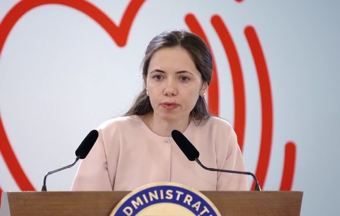 Partenera preşedintelui Nicuşor Dan, Mirabela Grădinaru, la o masă rotundă pe tema adicţiilor / Mai mulţi miniştri şi specialişti, la evenimentul găzduit de Palatul Cotroceni

