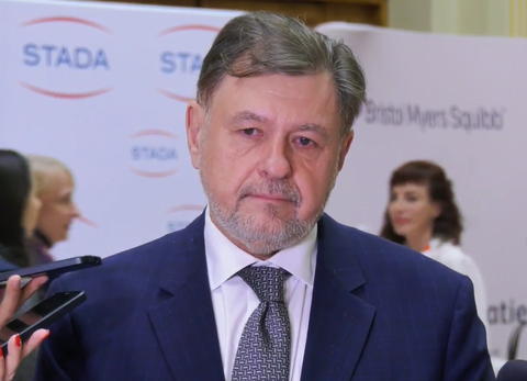 Fostul ministru Alexandru Rafila: Decizia de a nu mai cumpăra 29 de milioane de doze de vaccin COVID-19, pe care România nu le putea utiliza, a fost una corectă / Au existat numeroase runde de negocieri cu compania Pfizer şi cu reprezentanţii CE 

