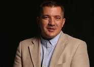 Mihai Copăceanu, psiholog: Mare parte dintre consumatorii de droguri sau de aclcool au multă suferinţă în spate. E multă tristeţe acolo, pentru că un om fericit nu are nevoie de substitute la fericire