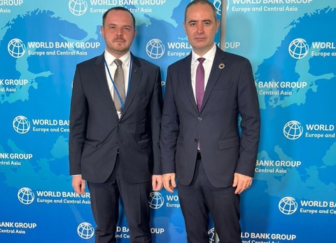 Miniştrii Sănătăţii şi Finanţelor, discuţii cu reprezentanţii Pfizer, în SUA – Rogobete: Discuţiile s-au axat pe identificarea unor soluţii concrete pentru România / Este un proces care nu se încheie astăzi. Dar este un început important

