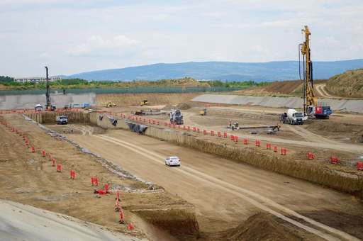 Costel Alexe, vizită pe şantierul Spitalului Regional Iaşi: Se înregistrează progrese importante. Excavaţiile la clădirea principală au ajuns la 85 la sută
