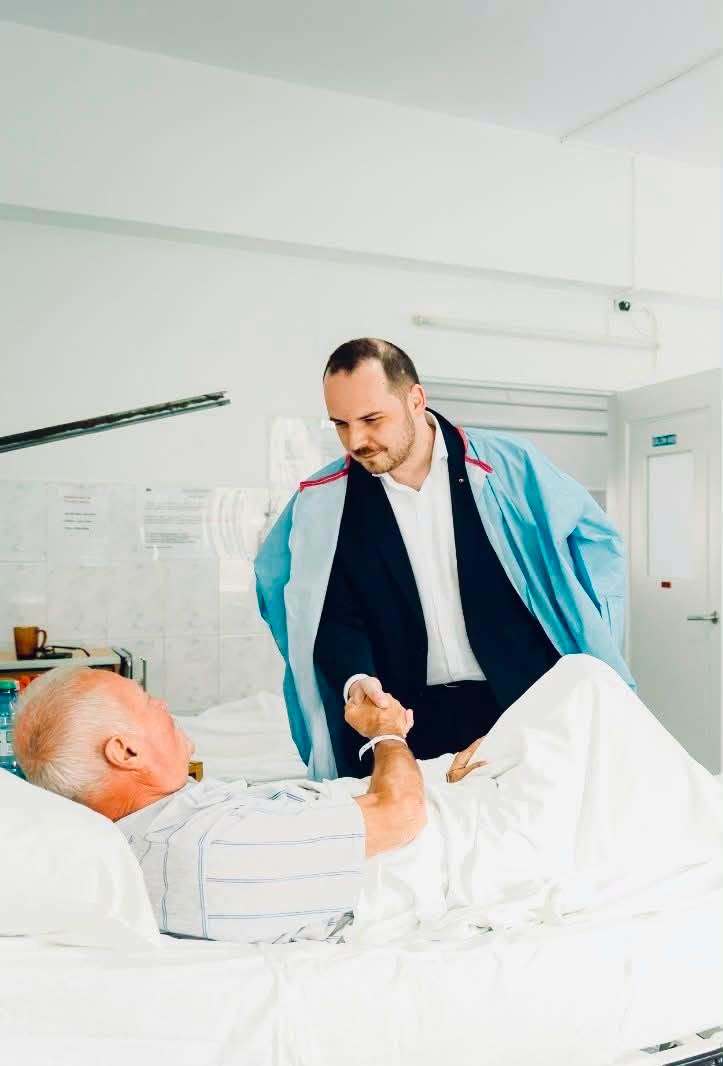 Rogobete: Pacienții oncologici nu își găsesc medicamentele compensate pe care le-am introdus pe listă acum mai bine de patru luni / Puneți medicamentele pe piață