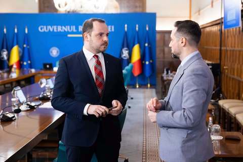 Rogobete anunţă că noul proiect al Legii salarizării a fost respins de Bruxelles: Aţi lucrat pe ascuns la o nouă formă a proiectului, fără o validare reală în România şi fără să-i ascultaţi pe oamenii care vor suporta efectele / De la Sănătate nu se taie
