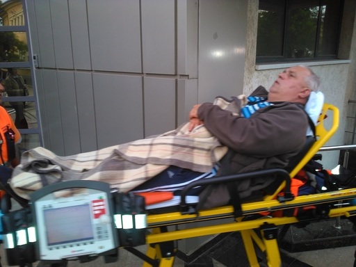 Procesul lui Nicuşor Constantinescu, suspendat întrucât acesta are tensiunea mărită şi va fi dus la spital