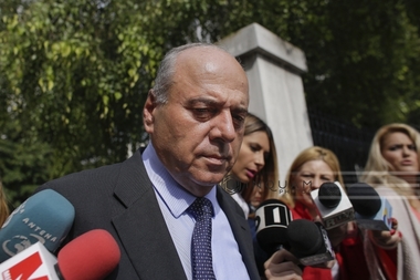 Condamnările definitive ale fostului primar din Piatra Neamţ, Gheorghe Ştefan, contopite. Pedeapsa finală e de trei ani şi şase luni