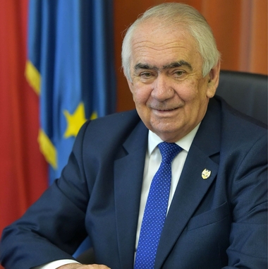 Fostul primar din Târgu Jiu Florin Cârciumaru, reţinut 24 de ore pentru mărturie mincinoasă
