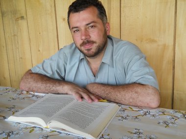 UPDATE - Parchetul European: Viceprimar al Sibiului, acord de recunoaştere a vinovăţiei pentru o fraudă cu subvenţii comisă înainte de mandat / Alexandru Dumbravă (PNL) ar urma să demisioneze din funcţie şi din Consiliul Local 