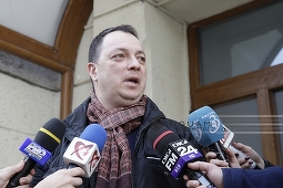 Secretarul Primăriei Sector 3, audiat la DNA într-un dosar privind construcţia ilegală a unor blocuri în zone protejate
