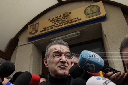 Gigi Becali, audiat la DNA într-un dosar în care ar fi suspectat de mărturie mincinoasă