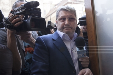Fostul primar Liviu Negoiţă, secretarul Primăriei Sector 3 Marius Mihăiţă şi arhitectul-şef Ştefan Dumitraşcu, audiaţi la DNA