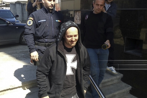 Cheloo, sub control judiciar în dosarul de trafic de droguri în care au fost făcute percheziţii în Bucureşti şi Prahova