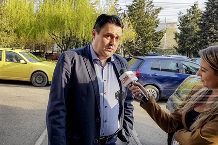 Andrei Volosevici a plecat de la DNA după două ore; el a refuzat să spună dacă va mai candida la Primăria Ploieşti - VIDEO