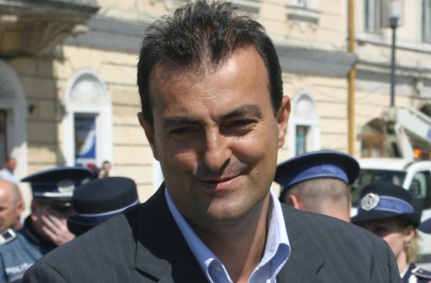 Fostul primar al Clujului Sorin Apostu, condamnat pentru fapte de corupţie, eliberat condiţionat din Penitenciarul Bistriţa