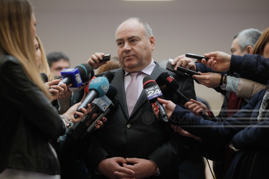 Fostul preşedinte al CNAS, Vasile Ciurchea, la DNA într-un dosar privind fapte de corupţie legate de achiziţii 