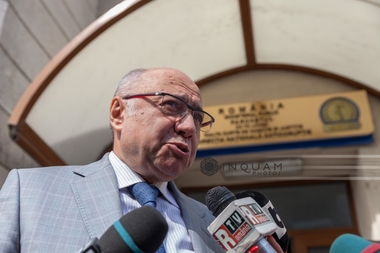 Irinel Popescu, la ieşirea de la DNA: Sunt nevinovat. Ancheta este în curs, nu pot face alte declaraţii