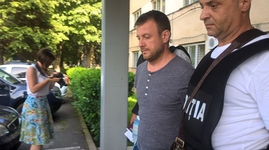 Fostul director IT din Ministerul Justiţiei Ion Krech a fost reţinut în dosarul în care el şi Fenechiu sunt urmăriţi penal