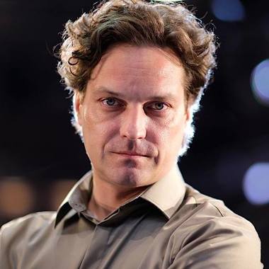 Actorul George Ivaşcu, directorul Teatrului Metropolis, audiat la DNA 