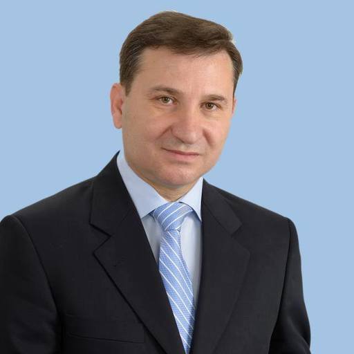 Fostul primar din Bacău Romeo Stavarache, condamnat la şase ani de închisoare pentru luare de mită; decizia nu e definitivă