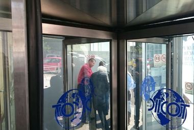 Percheziţii DIICOT la Finanţe Publice Buzău, şeful AJFP fiind suspectat că a ajutat două persoane cercetate penal