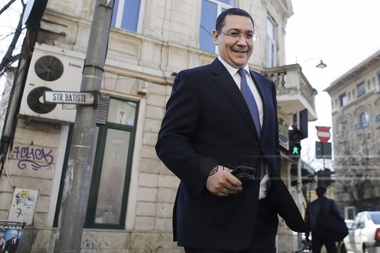 Poliţia a verificat, în cadrul controlului judiciar, dacă Victor Ponta locuieşte la adresa de domiciliu