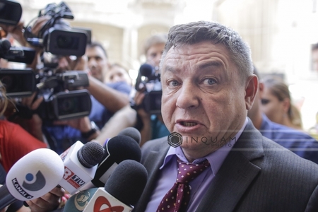 Deputatul Octavian Popa, audiat la DNA în dosarul lui Bogdan Olteanu: Trebuie să fii prost să iei bani de la domnul Vîntu