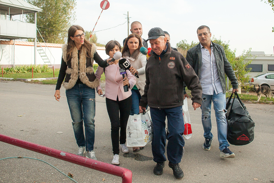 Gheorghe Mencinicopschi, la ieşirea din penitenciar (FOTO: Inquam Photos / Ovidiu Micsik)