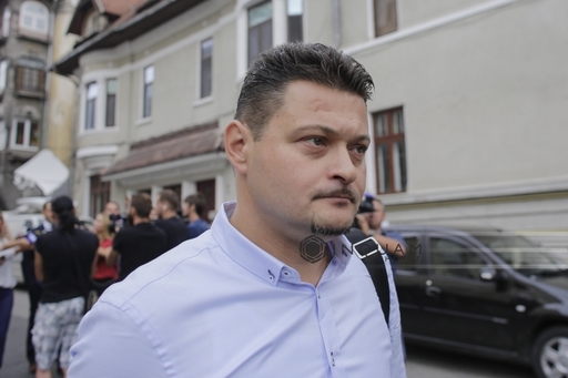 Foştii şefi ai DIPI Rareş Văduva şi Gheorghe Nicolae, la DNA pentru a fi anunţaţi că sunt inculpaţi în dosarul de abuz în serviciu, delapidare şi deturnare de fonduri 