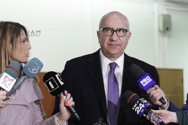 Urdăreanu, în procesul lui Orban: Cei 50.000 de euro ar fi ajuns într-un procent mic la televiziuni, cei mai mulţi ar fi fost solicitaţi, în nume privat, de managerii Sorin Oancea de la B1 şi Cozmin Guşă de la Realitatea TV