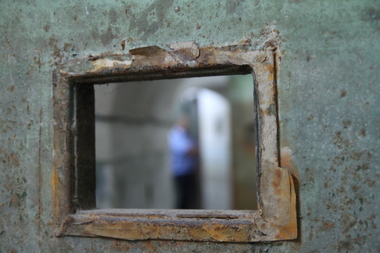 Ministerul Justiţiei intenţionează să reducă cu 10% pedepsele drept compensaţie pentru condiţiile improprii de detenţie