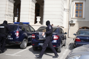 Membri ai CA al Radio România, cercetaţi pentru achiziţii ilegale de servicii de turism. Percheziţii sunt şi la firma de turism Europoint – surse 