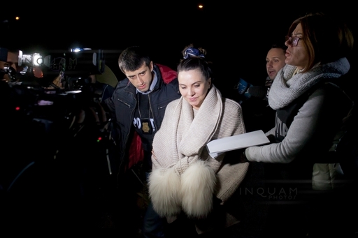 Ana Maria Pătru susţine că maşina primită mită a fost un cadou dintr-o relaţie sentimentală; bărbatul în cauză spune că Pătru i-a sugerat că-l poate ajuta în probleme de afaceri