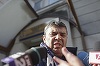 Şeful Consiliului Judeţean Ilfov, Marian Petrache, audiat la DNA ca suspect într-un dosar de şantaj şi luare de mită. Petrache îşi anunţă demisia din funcţiile deţinute în PNL
