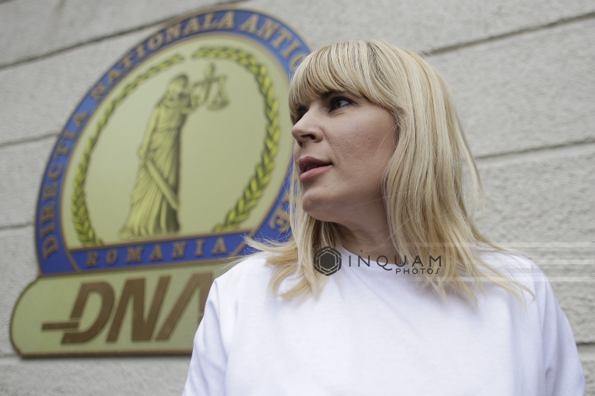 Elena Udrea, la DNA pentru a-i fi prelungit controlul judiciar în dosarul privind finanţarea ilegală a campaniei electorale din 2009 