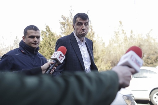 Administratorul Asesoft şi directorul Teamnet, urmăriţi penal în dosarul lui Sebastian Ghiţă, rămân sub control judiciar