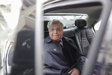 Fostul preşedinte Ion Iliescu, audiat la Parchetul instanţei supreme în dosarul Revoluţiei 