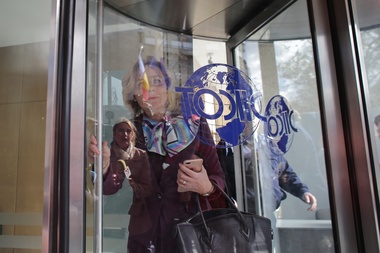 Ministrul Carmen Dan a fost audiată la DIICOT în dosarul în care a depus plângere pentru şantaj împotriva lui Romică Părpălea