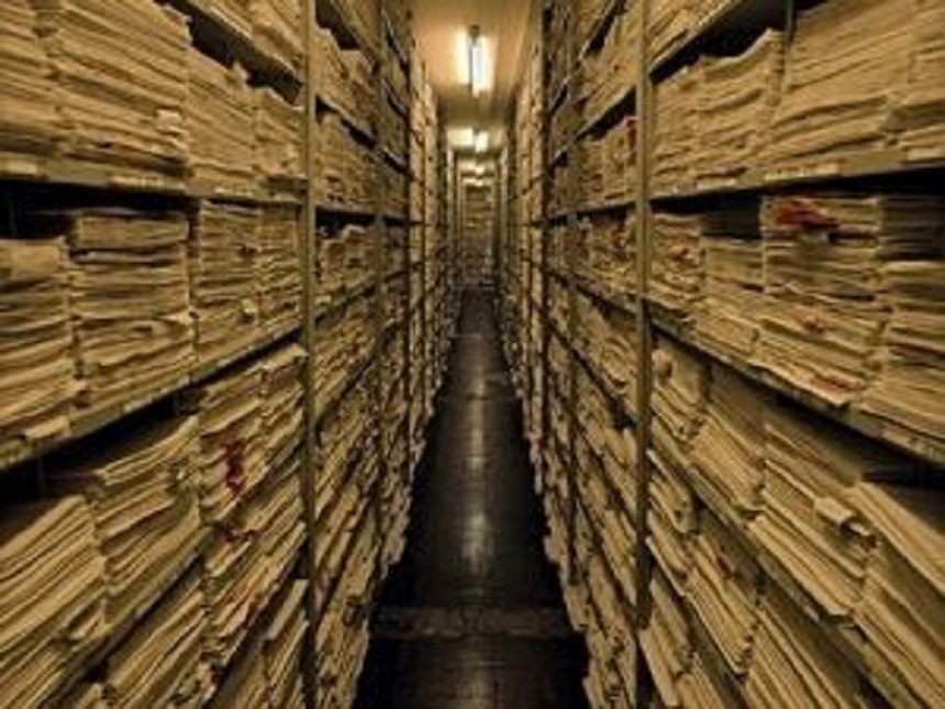 Tudorel Toader: Documentele din arhiva SIPA referitoare la viaţa privată le distrugem, cele secrete le desecretizăm, iar restul le transferăm