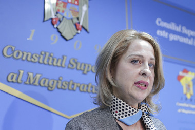 Simona Marcu, de Ziua Justiţiei: Am convingerea că numai împreună, magistraţi şi ceilalţi profesionişti ai Dreptului, vom reuşi să creăm un climat de încredere şi respect, atât de necesar în această perioadă marcată de tensiuni