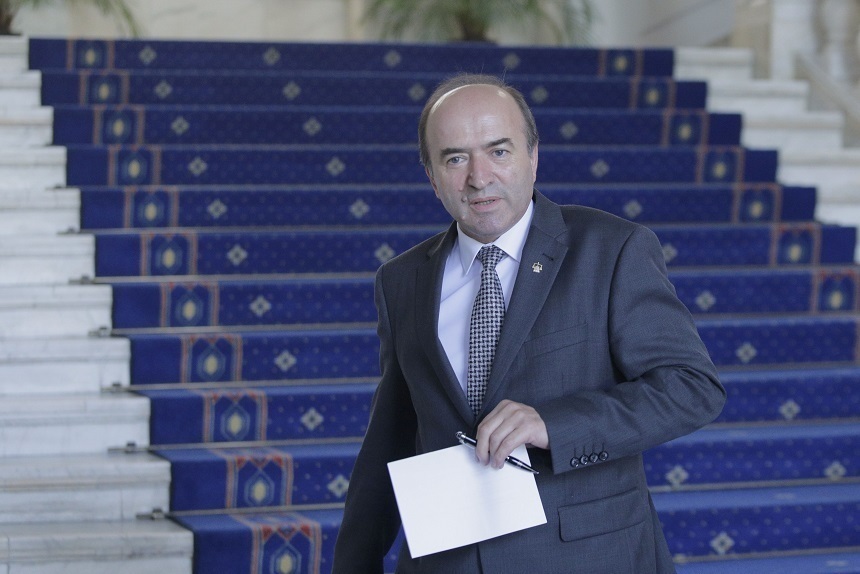 Toader, despre întâlnirea anuală a preşedinţilor Curţilor de Apel din ţară: O dezbatere deschisă, într-o atmosferă caldă, cu probleme de principiu referitoare la funcţionarea sistemului judiciar, dar şi cu probleme punctuale