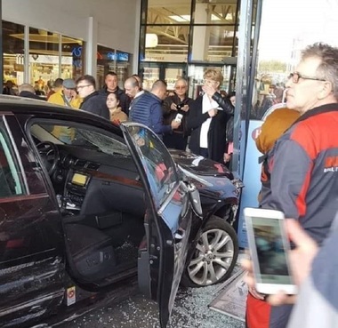 Atacul din Brăila: Judecătorii vorbesc de o acţiune ”la limita terorismului”; tânărul şi-ar fi propus să omoare cât mai mulţi oameni şi apoi să se sinucidă