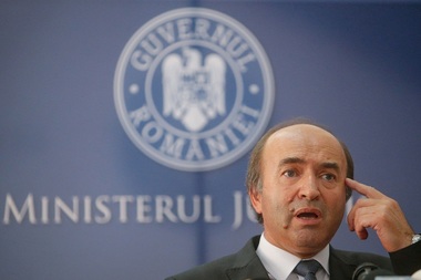 Tudorel Toader: Raportul MCV are iz politic şi dublu standard
