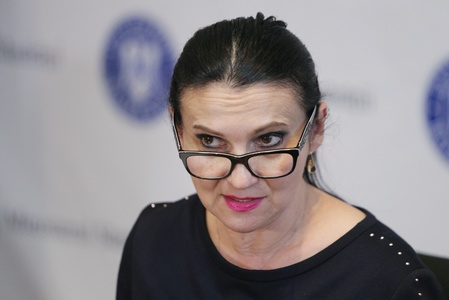 Fostul ministru al Sănătăţii Sorina Pintea a fost adusă la DNA Bucureşti pentru a fi audiată