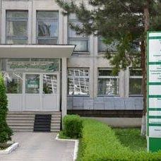 Dosar penal pentru ”zădărnicirea combaterii bolilor”, după ce fostul manager al Spitalului Focşani s-a dus la serviciu, deşi fusese confirmat cu coronavirus/ Ulterior, bărbatul s-a autoizolat într-un hotel cu cadre medicale neinfectate