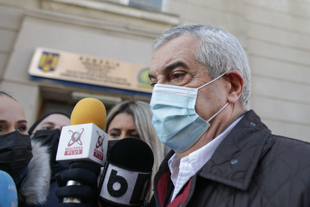 Călin Popescu Tăriceanu, urmărit penal de procurorii DNA pentru luare de mită/ Sechestru de peste 3 milioane de lei pe bunuri care-i aparţin acestuia